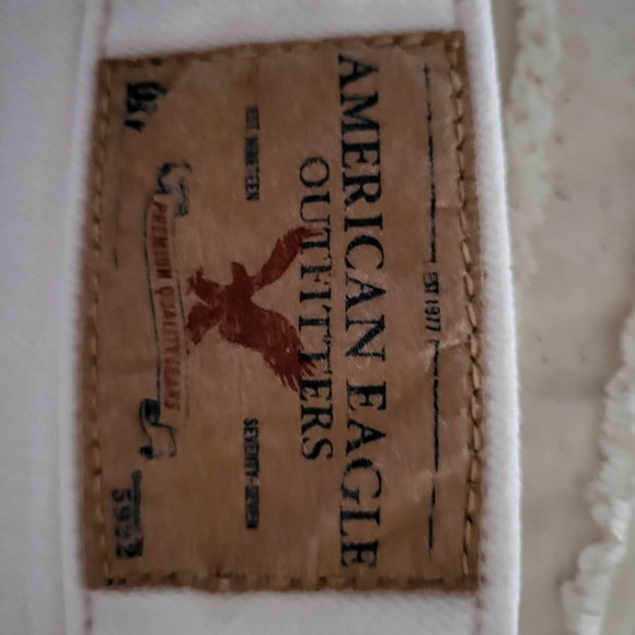 NWOT American Eagle Outfitters Carpenter-White Denim Mini Skirt Size 8 - Picture 11 of 13